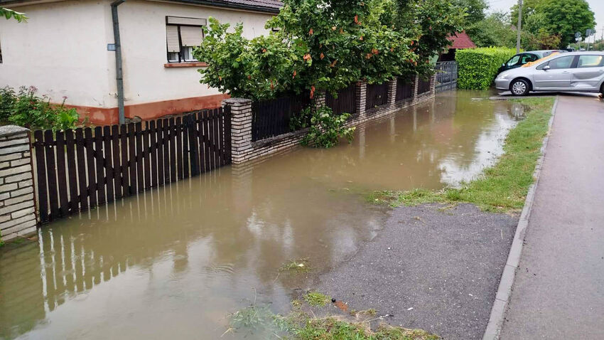 bujicne padavine u mionici 6