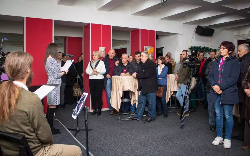 sa svecanosti u klubu kulturnog centra