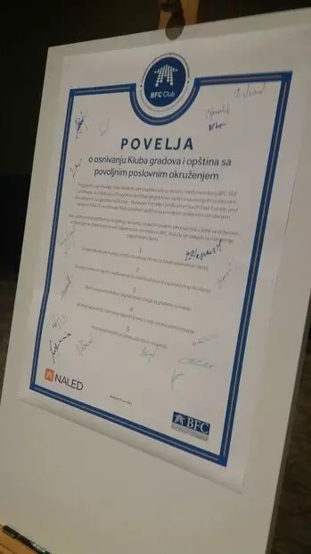 povela o osnivanu