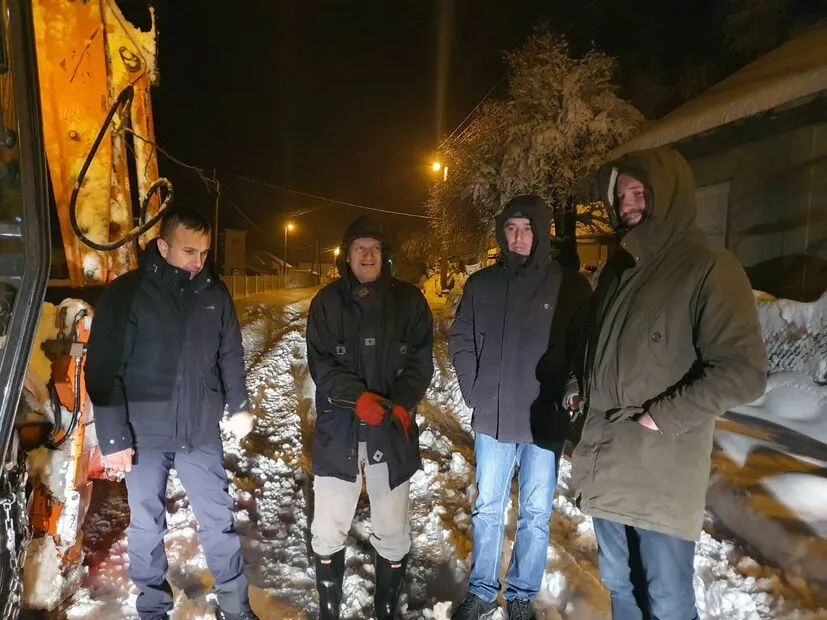 predsednik jankovic sa zimskom sluzbom na terenu 2
