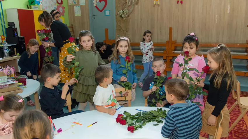 1000 ruza za hiljadu mama07