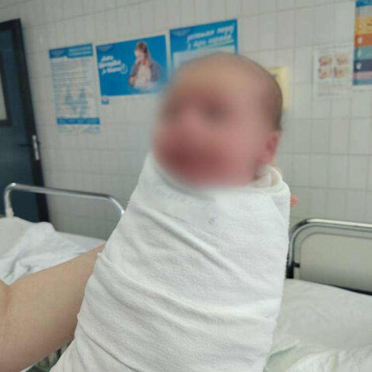 Анита Јанић прва рођена беба у 2026. години у мионичкој општини