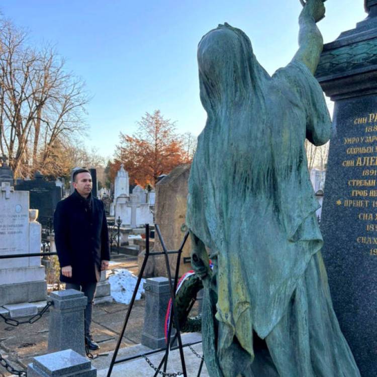 Председник општине Мионица Бобан Јанковић на годишњицу смрти Живојина Мишића положио венац