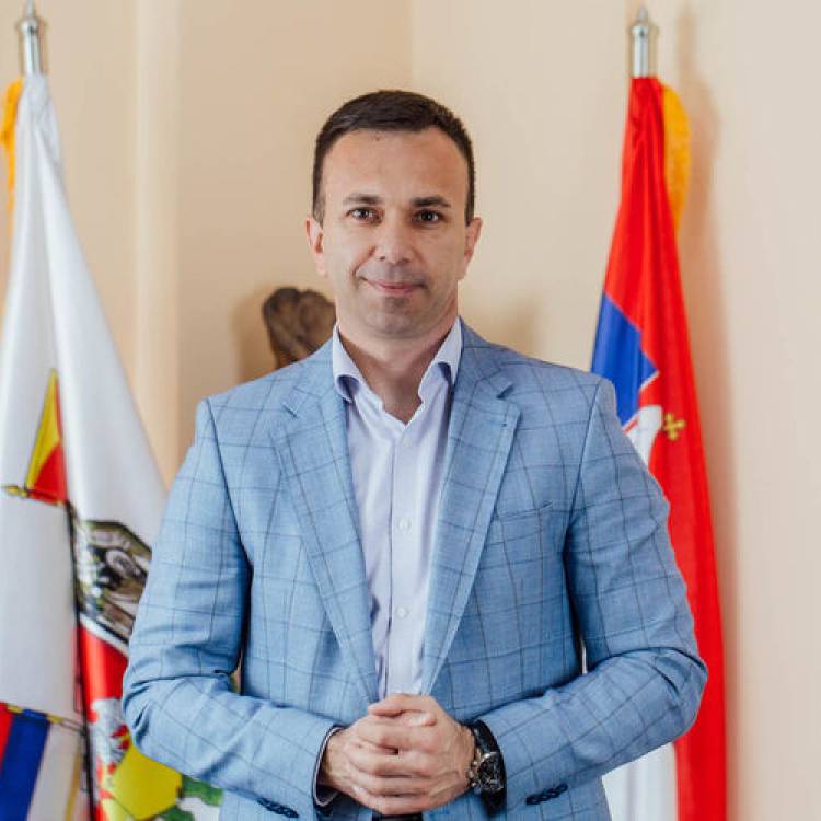 Јанковић упутио васкршњу честитку: Нека Васкрс донесе мир, слогу и љубав